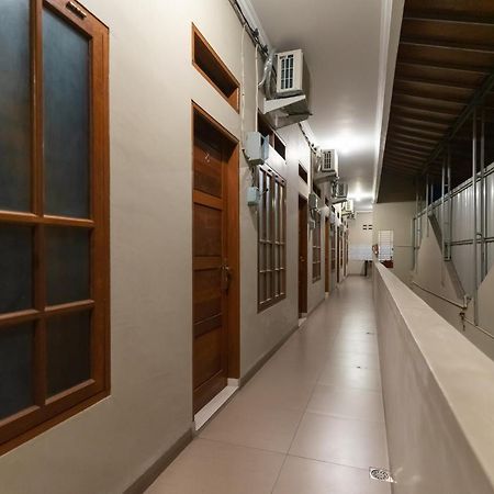 Reddoorz At Joyce Guest House Medan Extérieur photo
