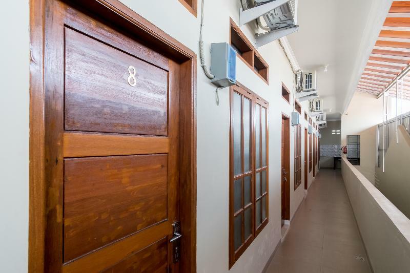 Reddoorz At Joyce Guest House Medan Extérieur photo